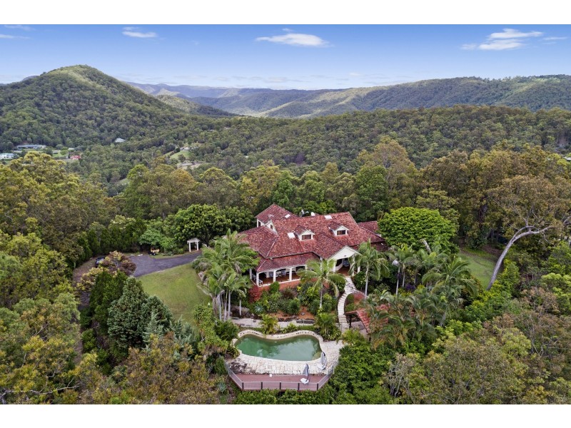 86 Aylesham Drive, Bonogin QLD 4213