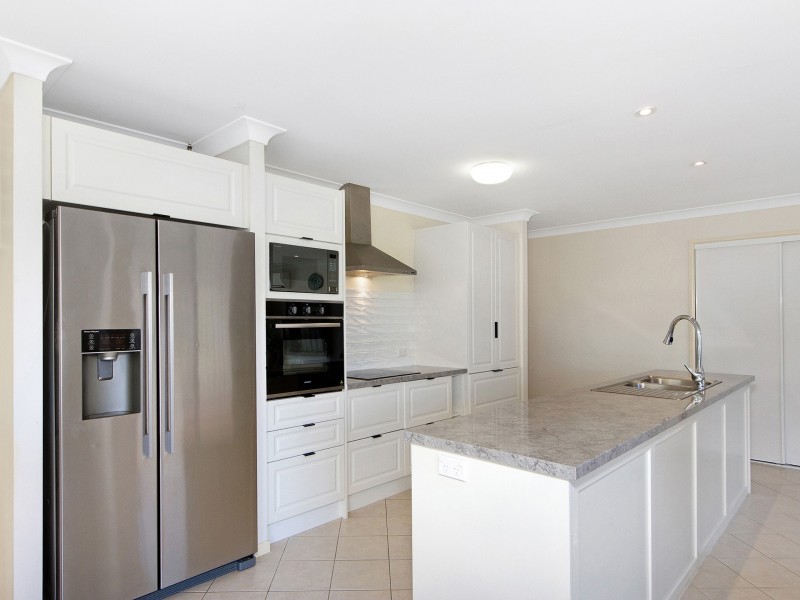 29 Inwood Circuit, Merrimac QLD 4226