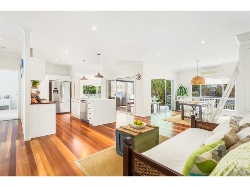 24 Ensor Street, Mudgeeraba QLD 4213