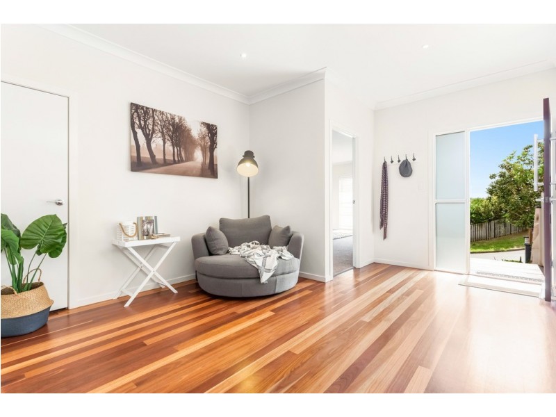 24 Ensor Street, Mudgeeraba QLD 4213