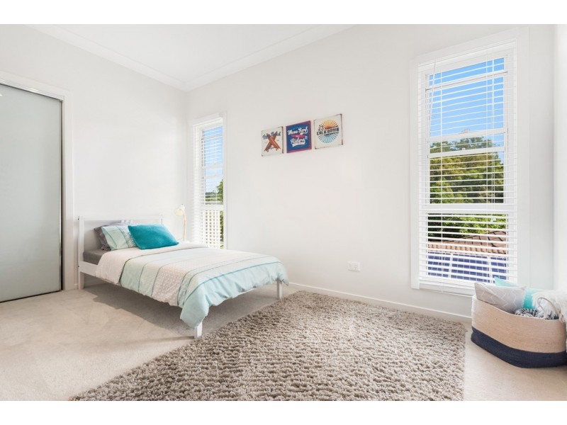 24 Ensor Street, Mudgeeraba QLD 4213