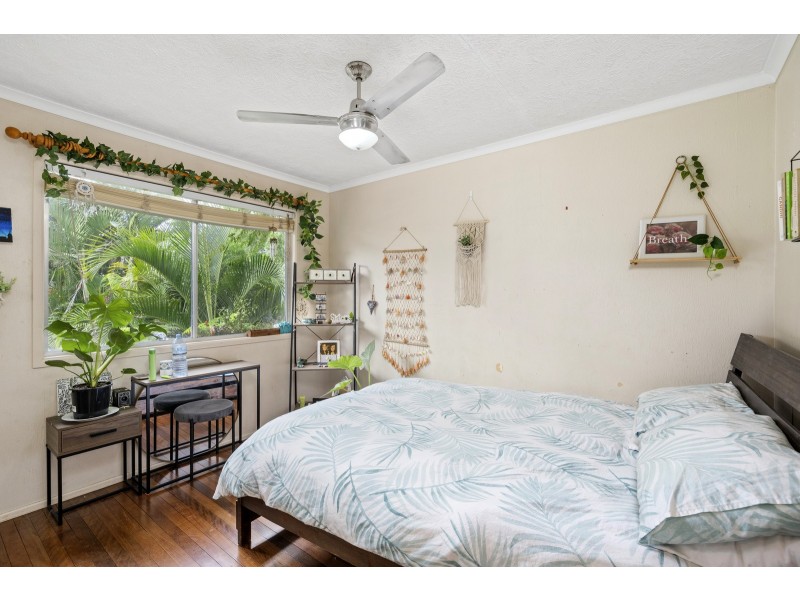 18 Berrigan Street, Southport QLD 4215