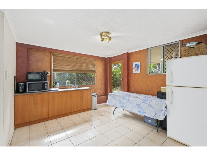 18 Berrigan Street, Southport QLD 4215