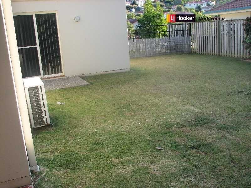 28 Lancashire Drive, Mudgeeraba QLD 4213