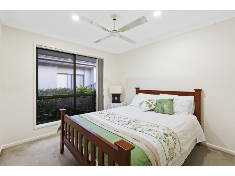 61 Riverwood Drive, Ashmore QLD 4214