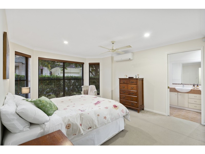 61 Riverwood Drive, Ashmore QLD 4214