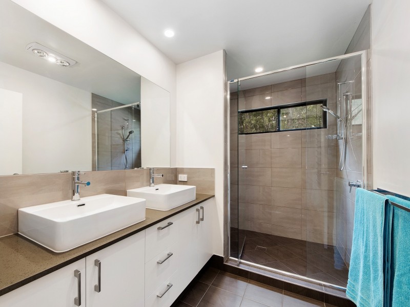 10 Jake Court, Bonogin QLD 4213