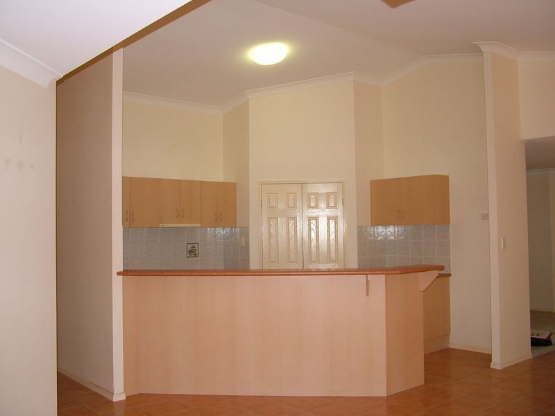 5 Palmerston Dr, Oxenford QLD 4210