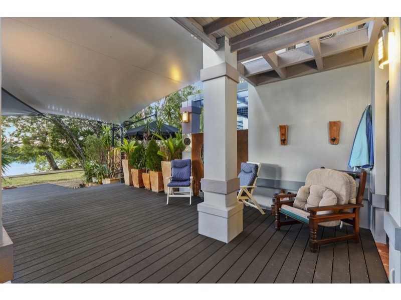 220/125 Hansford Road, Coombabah QLD 4216