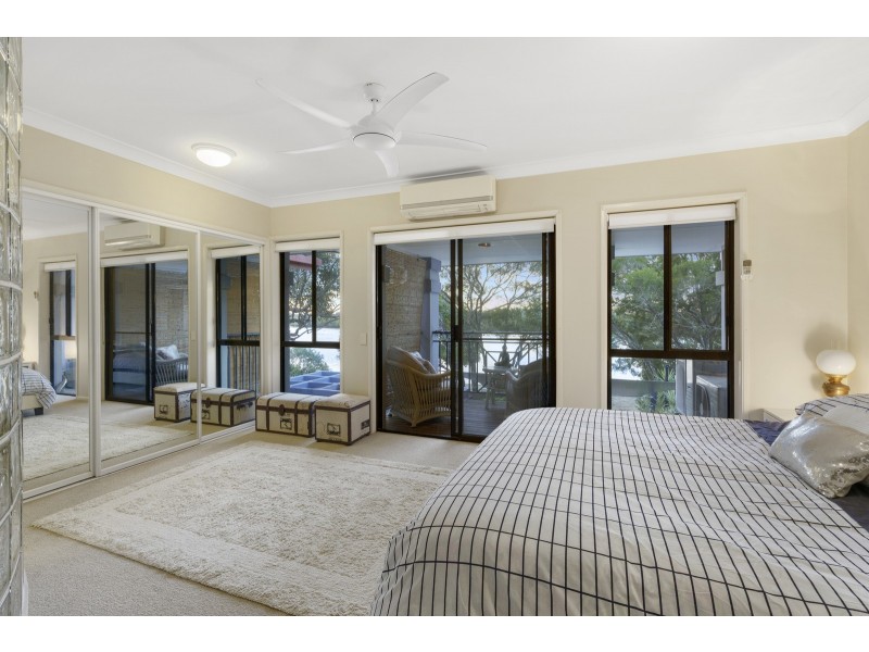 220/125 Hansford Road, Coombabah QLD 4216