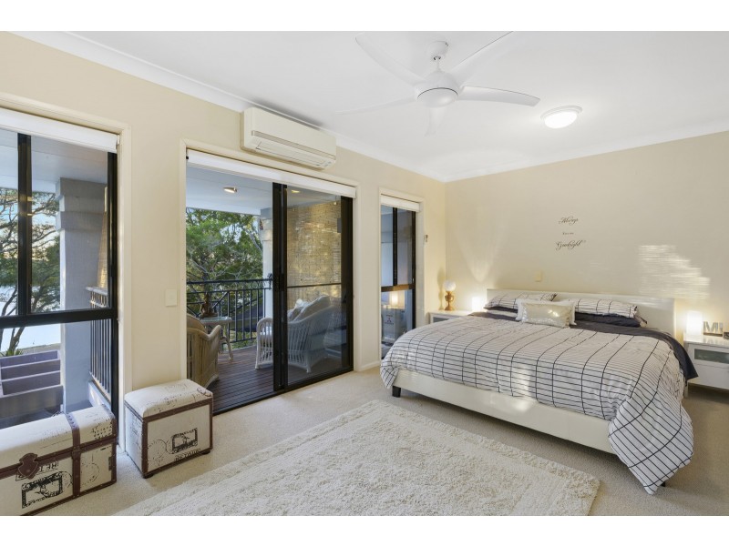 220/125 Hansford Road, Coombabah QLD 4216