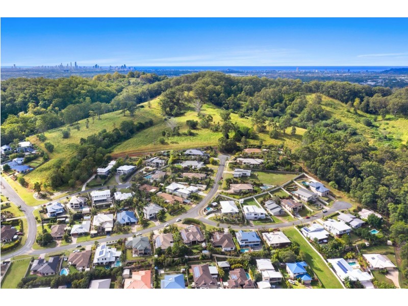 33 Boogaerdt Rise, Bonogin QLD 4213