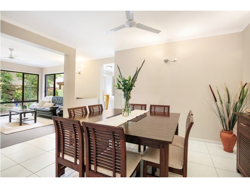 33 Boogaerdt Rise, Bonogin QLD 4213