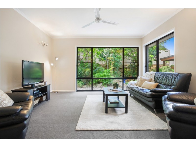 33 Boogaerdt Rise, Bonogin QLD 4213