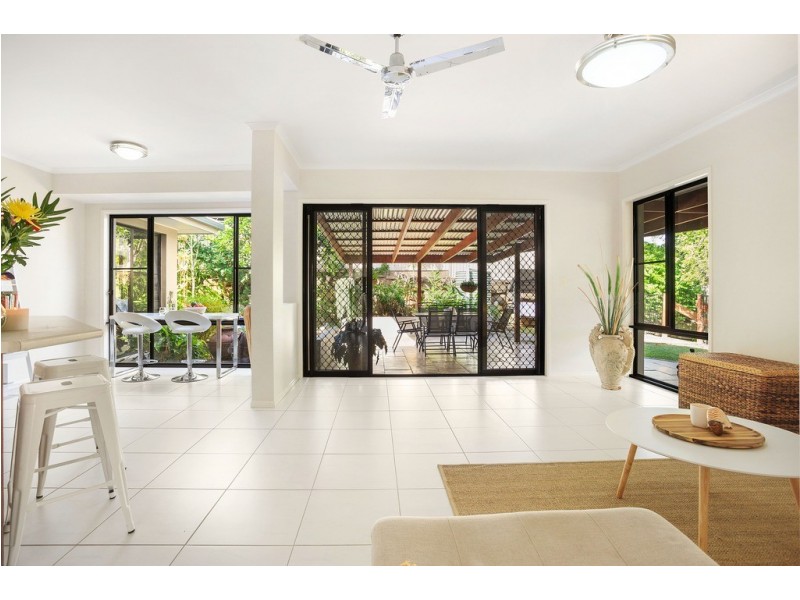 33 Boogaerdt Rise, Bonogin QLD 4213