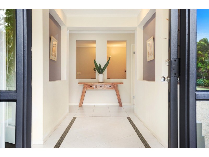 33 Boogaerdt Rise, Bonogin QLD 4213