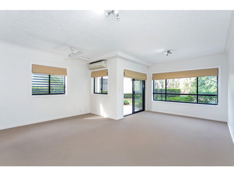 7/501 North Hill Drive, Robina QLD 4226