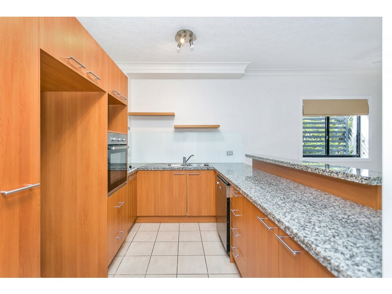 7/501 North Hill Drive, Robina QLD 4226