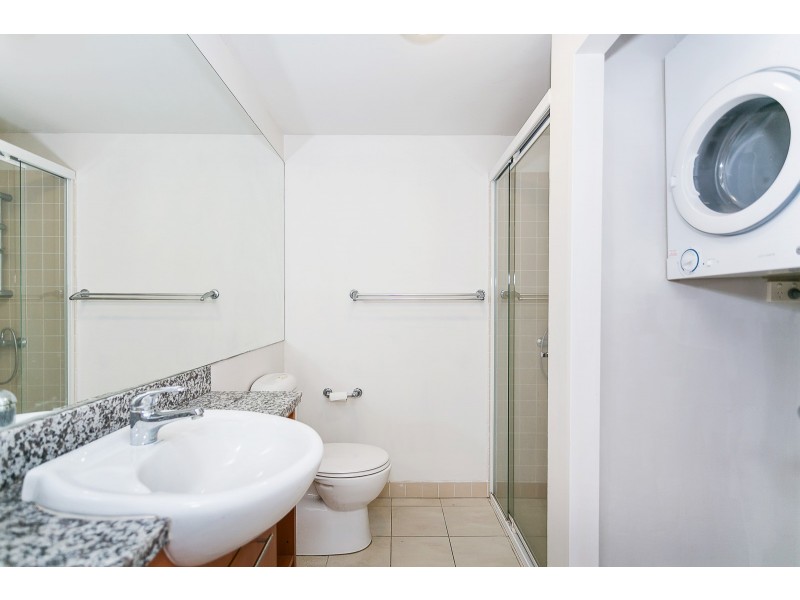 7/501 North Hill Drive, Robina QLD 4226