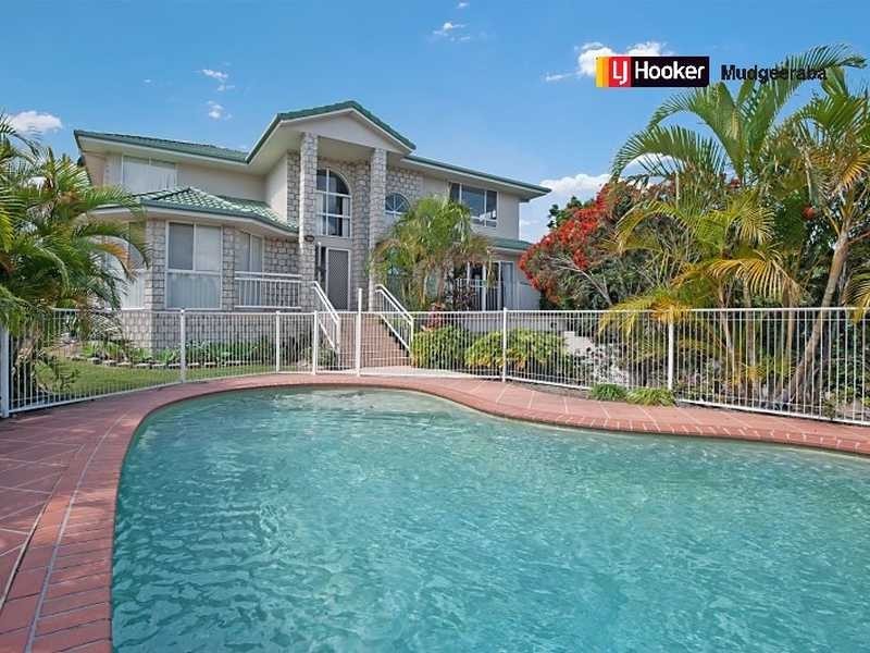 15 Mellissah Crescent, Arundel QLD 4214