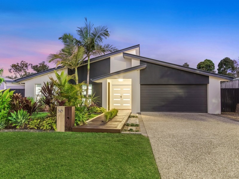 30 Willow Tree Drive, Reedy Creek QLD 4227