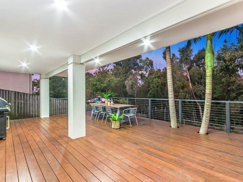30 Willow Tree Drive, Reedy Creek QLD 4227
