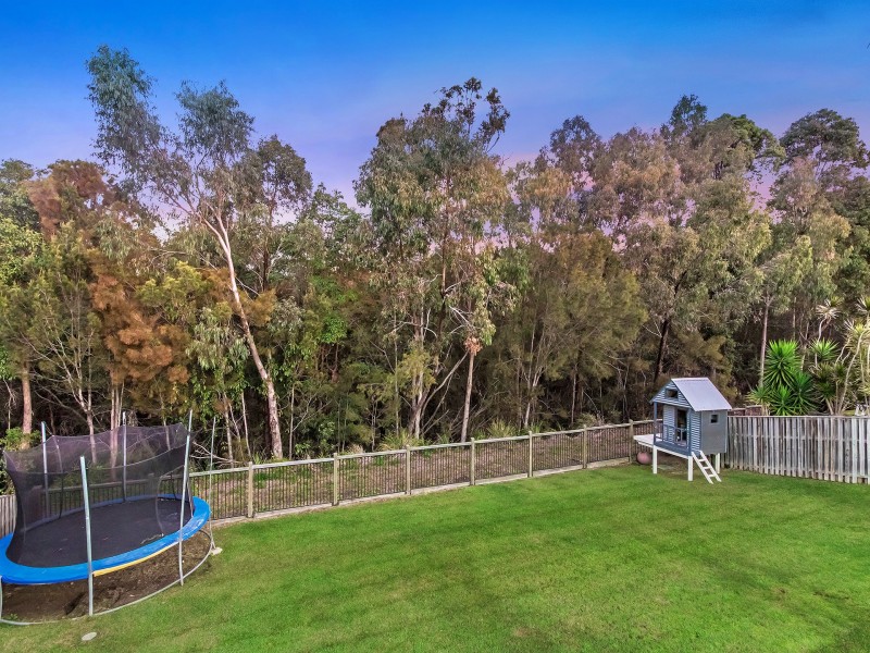 30 Willow Tree Drive, Reedy Creek QLD 4227