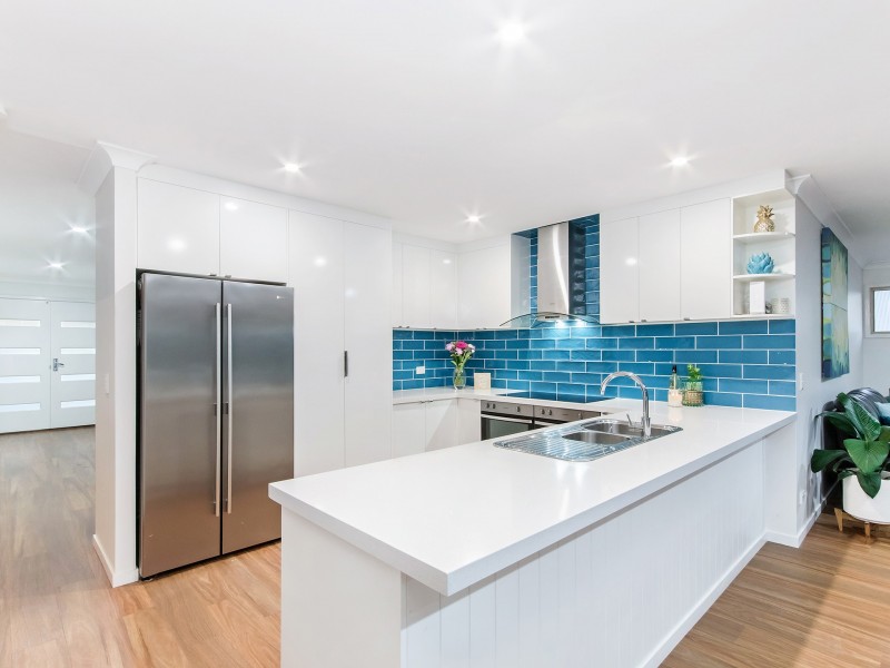 30 Willow Tree Drive, Reedy Creek QLD 4227