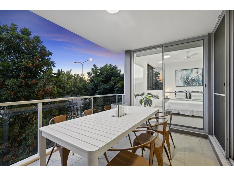 120/29-49 Varsity Parade, Varsity Lakes QLD 4227