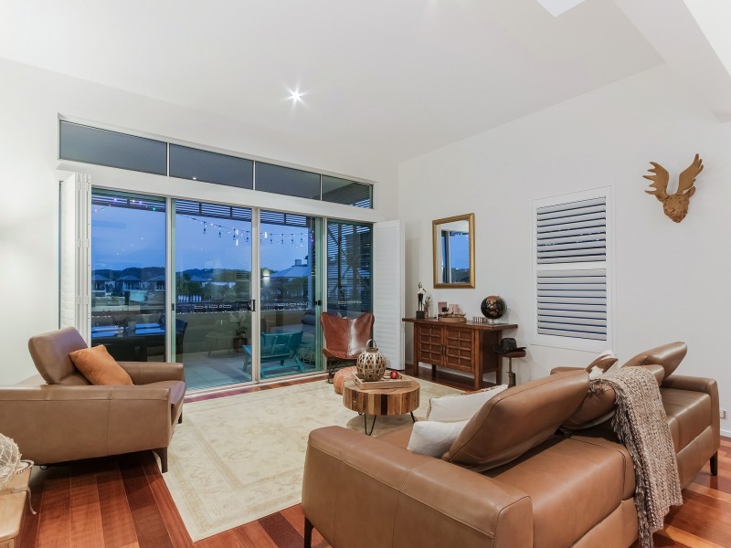 2/802 Glades Drive, Robina QLD 4226