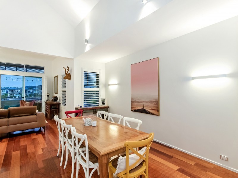 2/802 Glades Drive, Robina QLD 4226