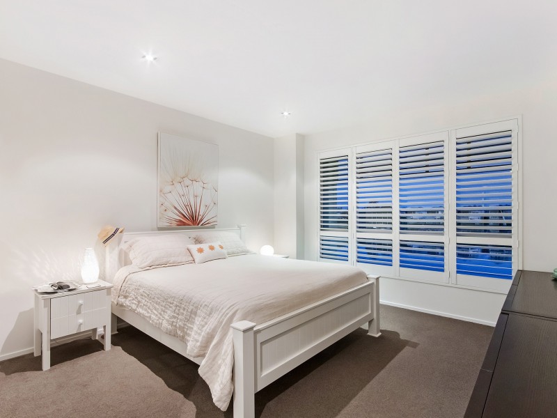 2/802 Glades Drive, Robina QLD 4226