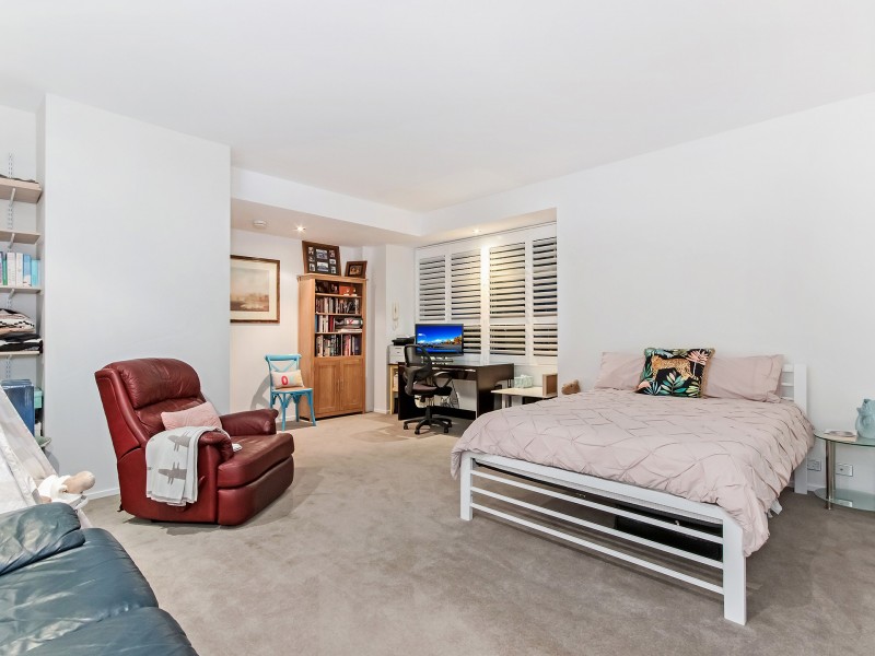 2/802 Glades Drive, Robina QLD 4226