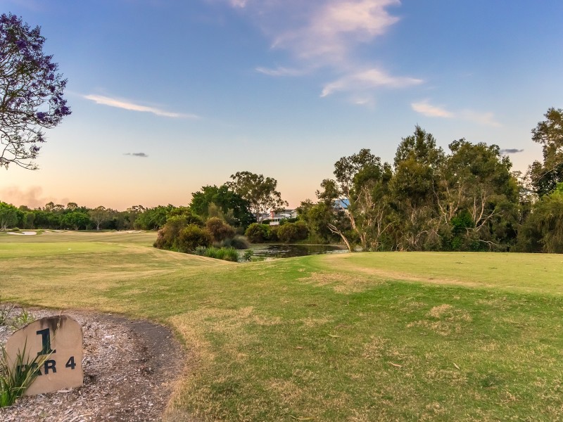 2/802 Glades Drive, Robina QLD 4226