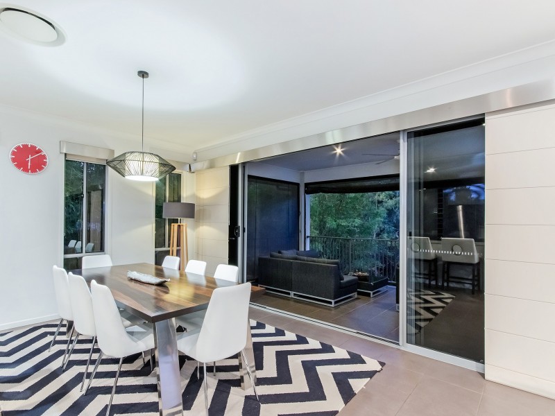 10 Wilcox Close, Reedy Creek QLD 4227