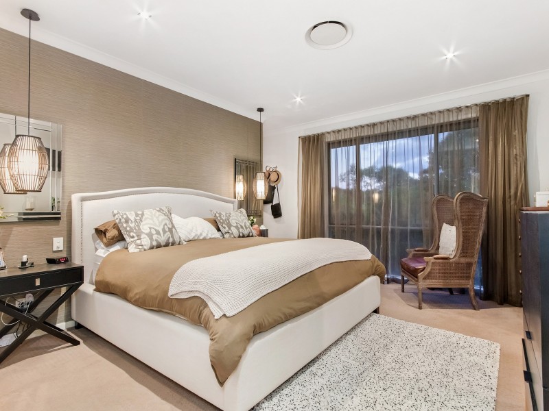10 Wilcox Close, Reedy Creek QLD 4227