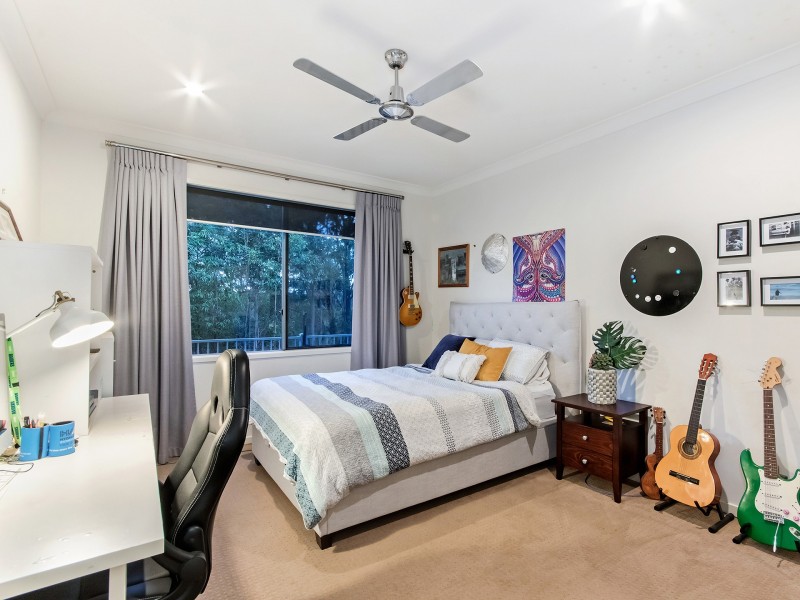 10 Wilcox Close, Reedy Creek QLD 4227