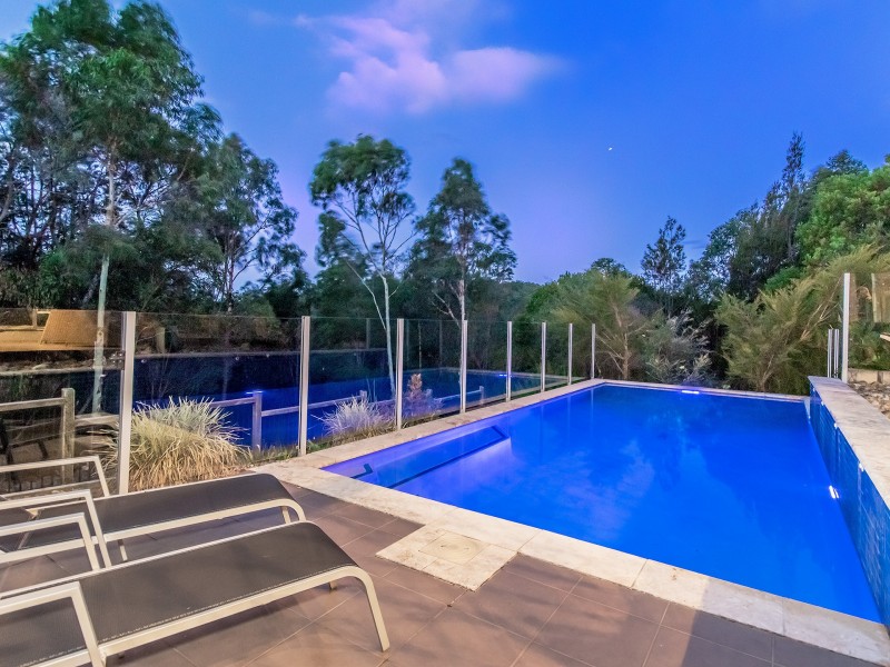 10 Wilcox Close, Reedy Creek QLD 4227