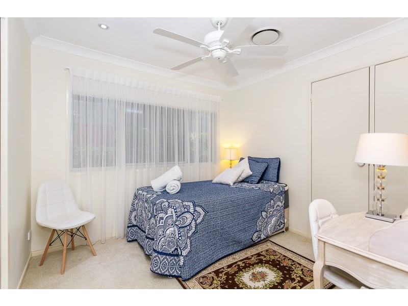 16 Glenrowan Drive, Tallai QLD 4213