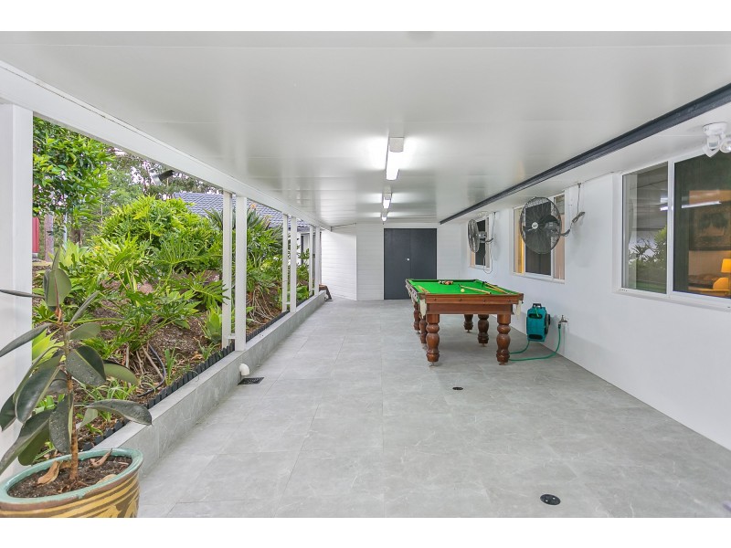 16 Glenrowan Drive, Tallai QLD 4213