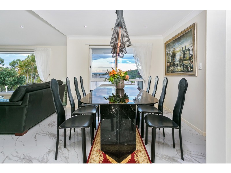 16 Glenrowan Drive, Tallai QLD 4213