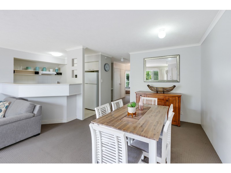 61/16 Crescent Avenue, Mermaid Beach QLD 4218