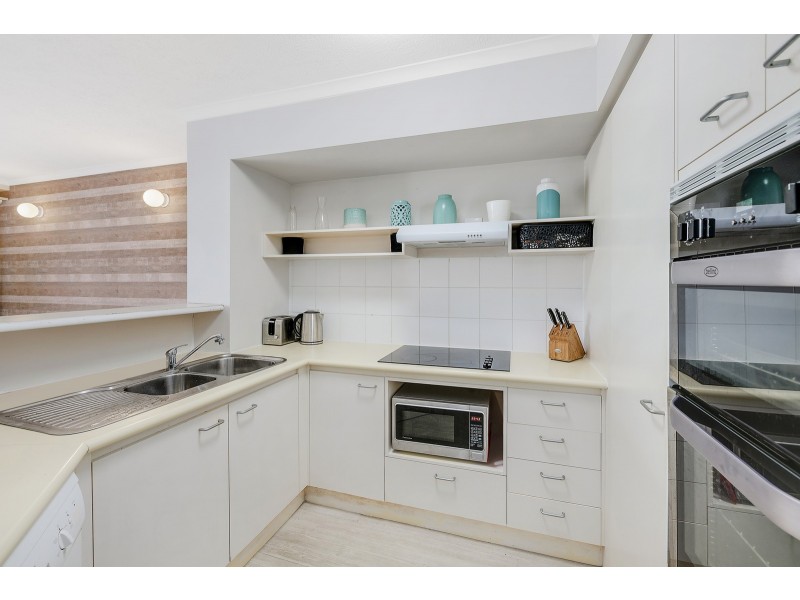 61/16 Crescent Avenue, Mermaid Beach QLD 4218