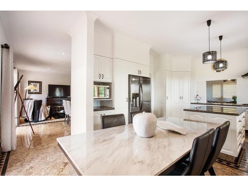 17 Lowry Court, Neranwood QLD 4213