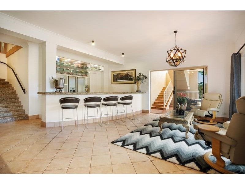 17 Lowry Court, Neranwood QLD 4213