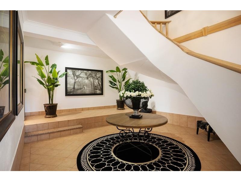 17 Lowry Court, Neranwood QLD 4213