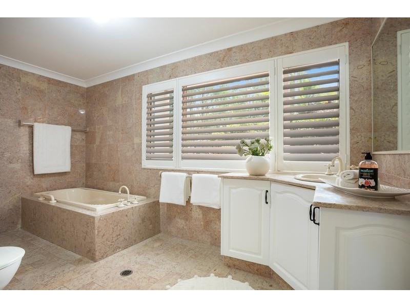 17 Lowry Court, Neranwood QLD 4213