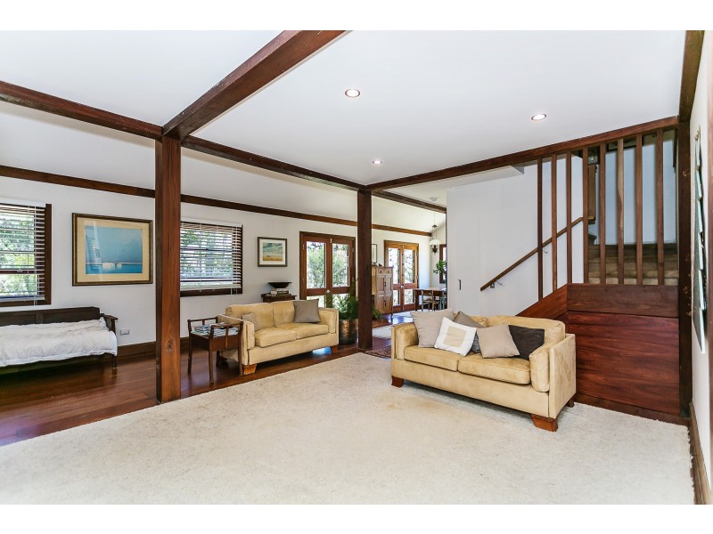 91 Chesterfield Drive, Bonogin QLD 4213