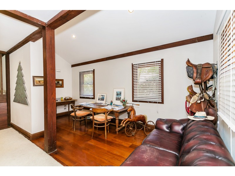 91 Chesterfield Drive, Bonogin QLD 4213