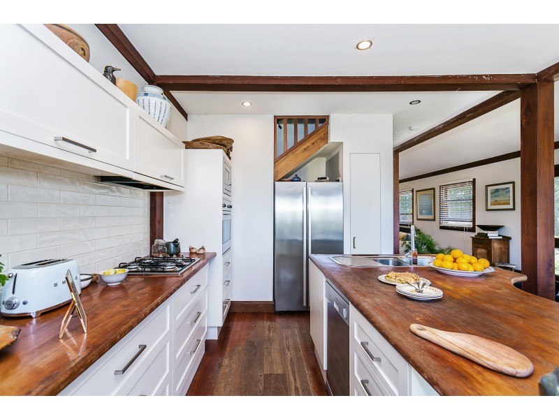 91 Chesterfield Drive, Bonogin QLD 4213